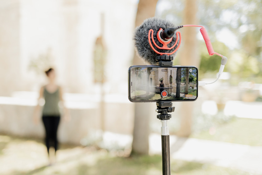 smartphone live streaming audio